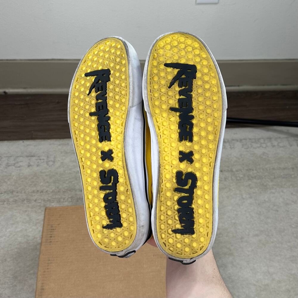 Vintage Y2K Revenge Storm Shoes Mens 10 Yellow Black Australia Exclusive Low Top - Picture 7 of 8